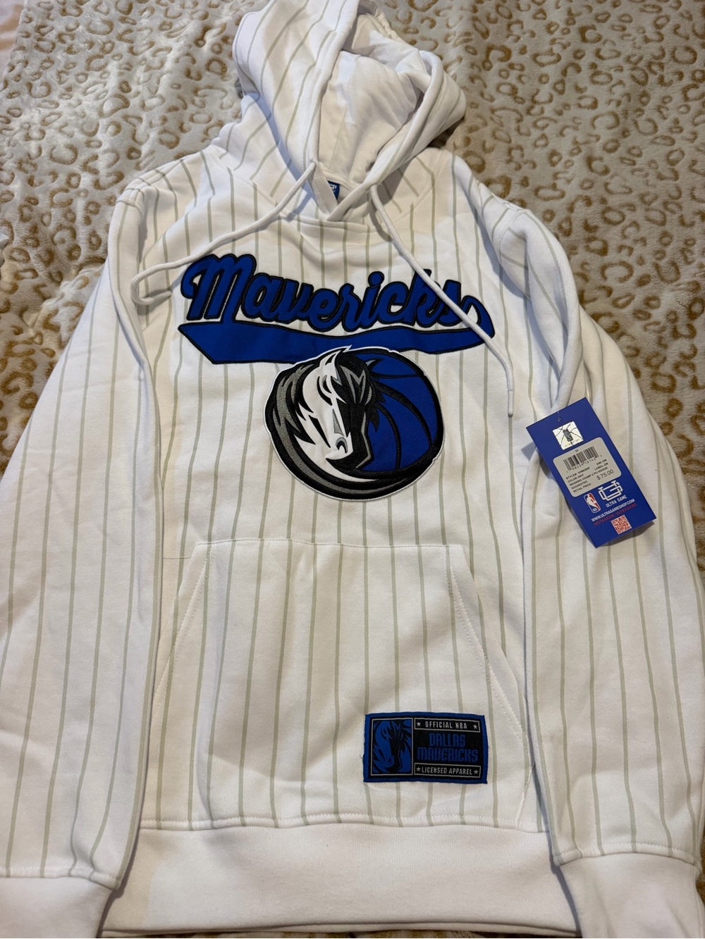 NBA Dallas Mavericks White & Blue Hoodie